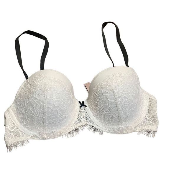Victoria's Secret White Lace Bra - Picture 7 of 7